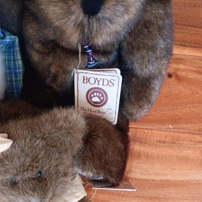 MOSTLY BOYD'S BEARS AND A CHILD'S WORLD PICTURE