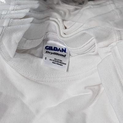 New Gildan White T-shirts