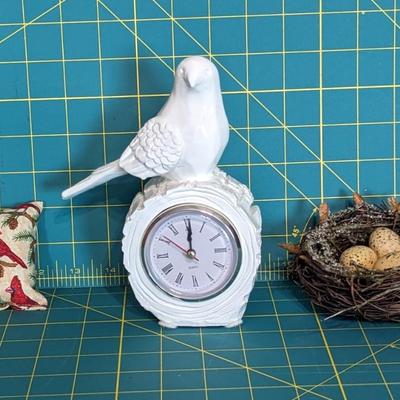 White Bird Clock & décor