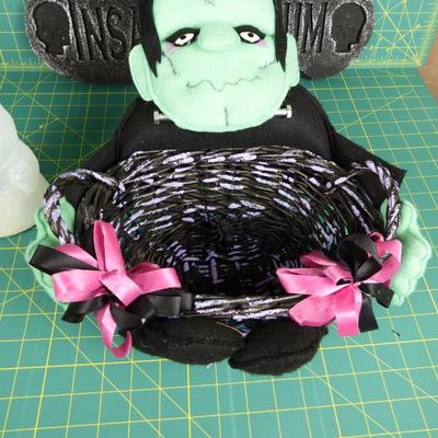 Halloween Crafts & Décor Bundle