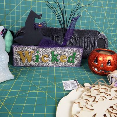 Halloween Crafts & Décor Bundle