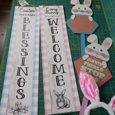 Easter Bunny Signs & Ears