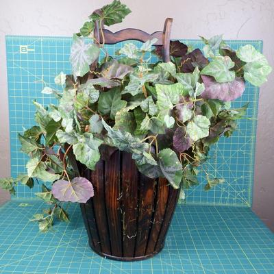 Water Well Bucket Shaped Container of Ivy