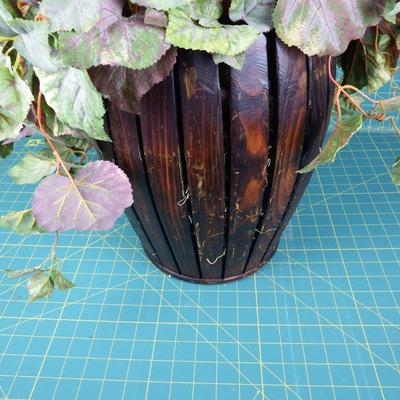 Water Well Bucket Shaped Container of Ivy