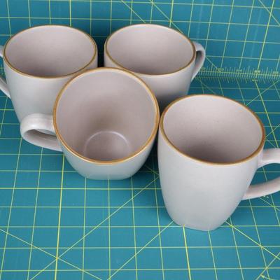 Set of 4 large brownstone Mugs