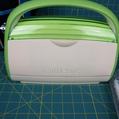 Cuttlebug Cutting & Embossing Machine