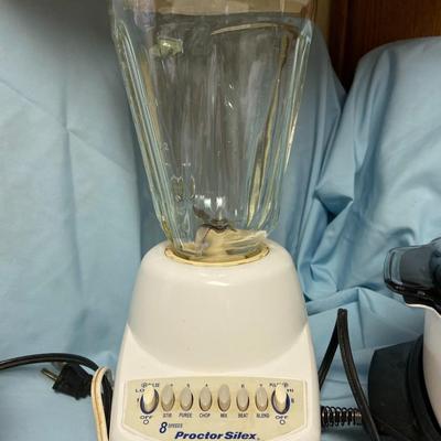 Assorted Vintage Kitchen Appliances and Pyrex Measuring Cup