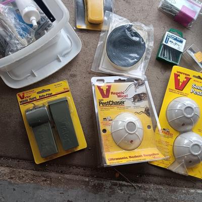 HARDWARE & DRILL BITS