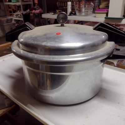 Mirro 12 Quart Pressure Cooker