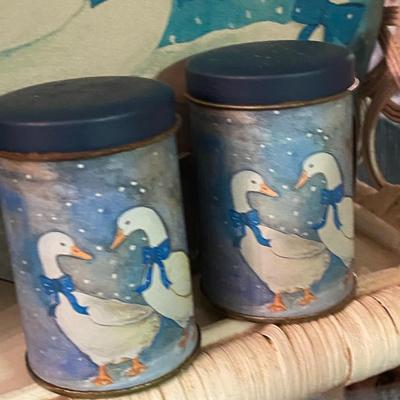 Vintage Country Geese Tins and Displays