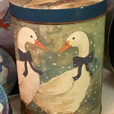 Vintage Country Geese Tins and Displays