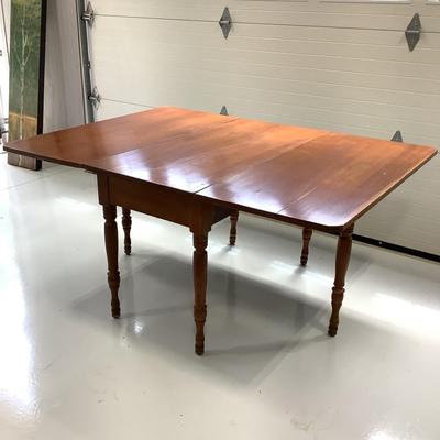 1002 Solid Pine Dropleaf Table
