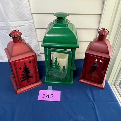 3 Christmas Carriage Lanterns