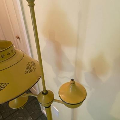 Vintage Harvest Gold Metal Tole Floor Lamp