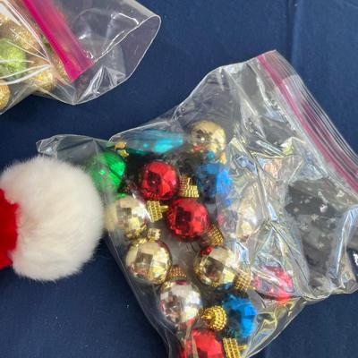 Assorted Christmas lot