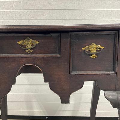 1010 Antique 18th Century Queenanne Style Lowboy
