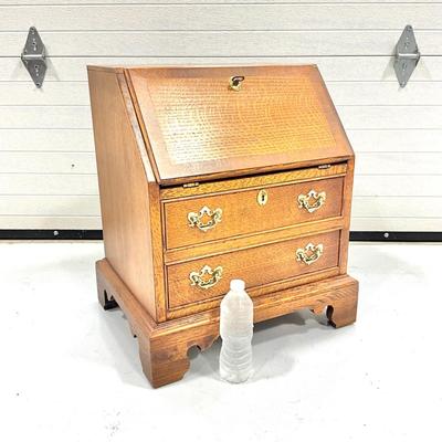 1014 Vintage Custom Made Oak Childs Desk