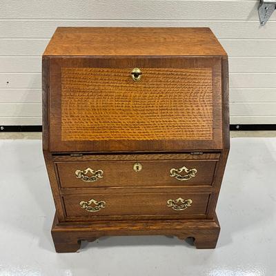 1014 Vintage Custom Made Oak Childs Desk