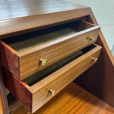 1016 Antique Chippendale Slant Front Desk