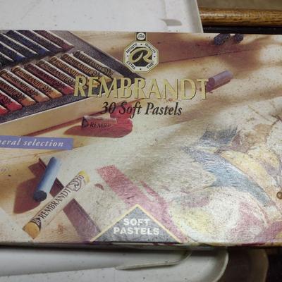 Rembrandt 30 Piece Soft Pastels