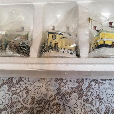 VILLAGE BUILDING ORNAMENTS, IGLOO AND MORE