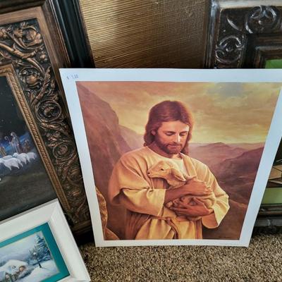 RELIGIOUS ARTWORK AND WALL HANGINGS