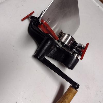 Rigby Cloth Stripping Machine Model H