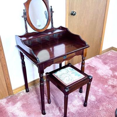Small Mirrored Vanity Table with Stool