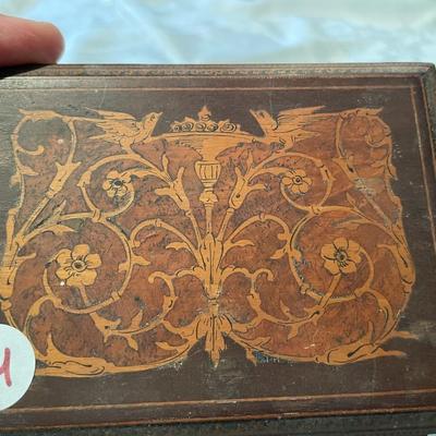 Vintage Wood & Inlay Cigarette Box