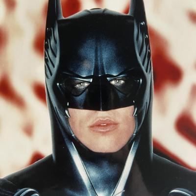 Batman Forever Val Kilmer signed photo. GFA authenticated