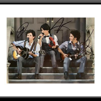 Jonas Brothers band signed photo