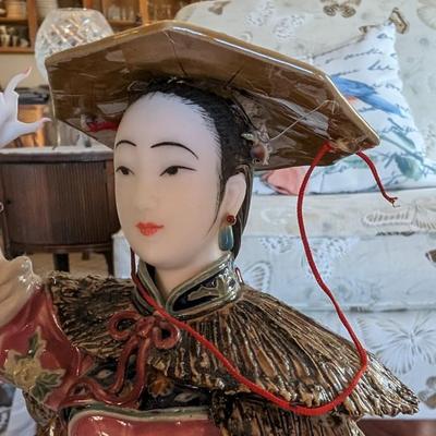 Vintage Chinese Lady Figurine in Wind Broken Fingers Hat