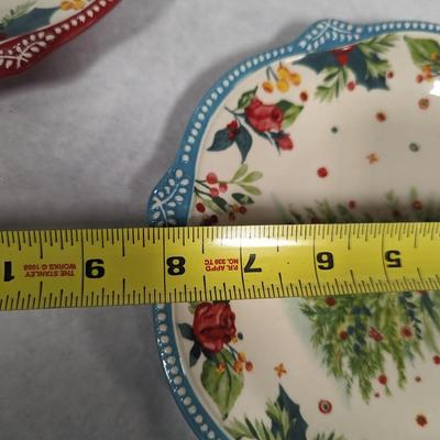 Pioneer Woman Holiday Plates