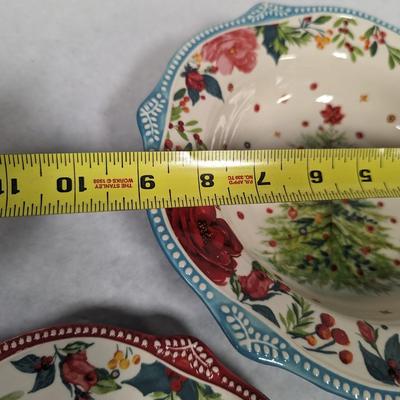 Pioneer Woman Holiday Plates