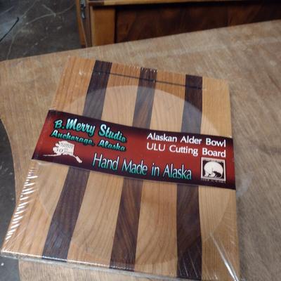 Alaskan Solid Wood ULU Cutting Board- Alaskan Alder and Black Walnut