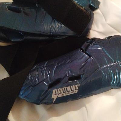 Fighting protective pads and gloves