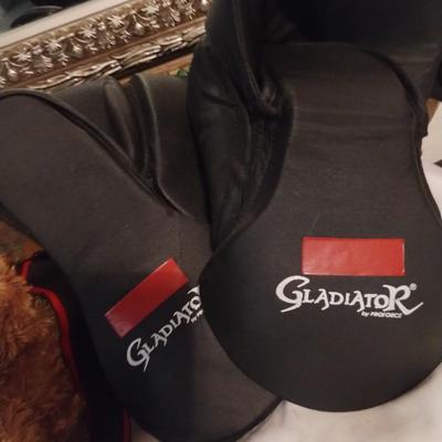 Fighting protective pads and gloves