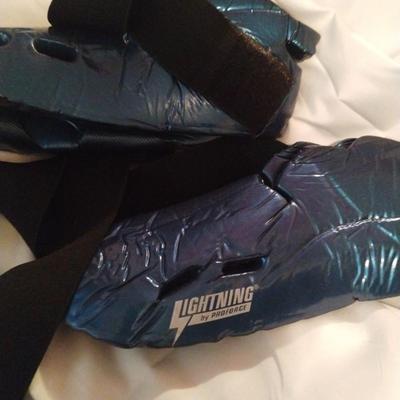 Fighting protective pads and gloves