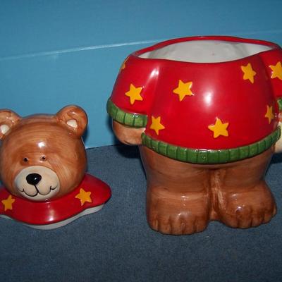 LOT 80 GREAT COLLECTABLE NEIMAN MARCUS BEAR COOKIE JAR -- SWEATER