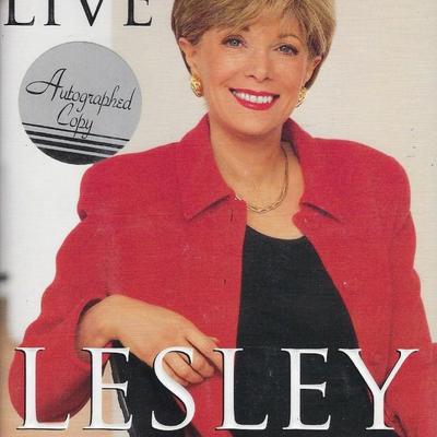Reporting Live Lesley Stahl signed book
