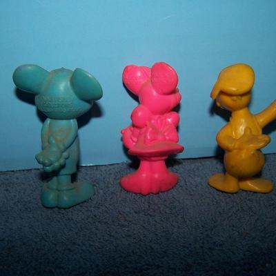 LOT 99 COLLECTABLE DISNEY PVC/PLASTIC MINI FIGURES