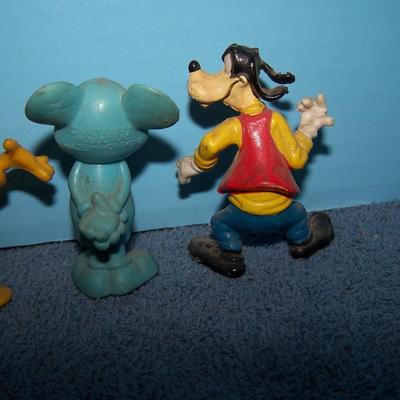 LOT 99 COLLECTABLE DISNEY PVC/PLASTIC MINI FIGURES