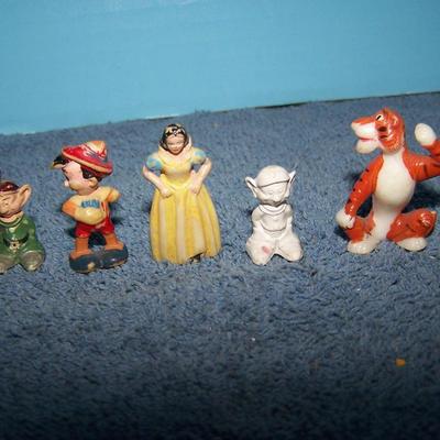 LOT 100 GREAT COLLECTABLE DISNEY HARD PLASTIC MINI FIGURES MARX DISNEYKINS