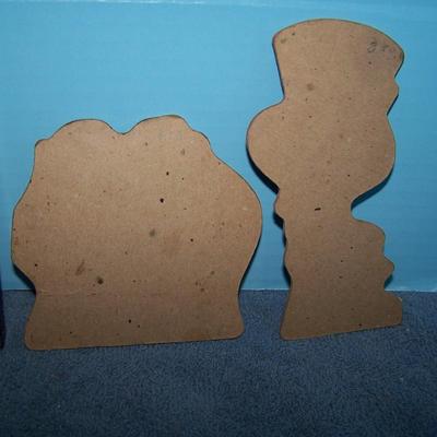 LOT 101 COLLECTABLE DISNEY MISC ITEMS