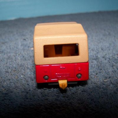 LOT 103 COLLECTABLE MATCHBOX VEHICLES #s 35/7/9/53/21/5