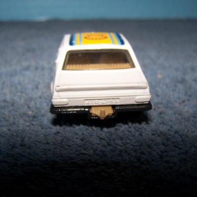 LOT 103 COLLECTABLE MATCHBOX VEHICLES #s 35/7/9/53/21/5