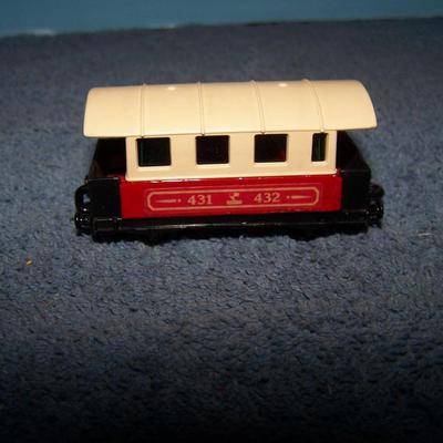 LOT 104 COLLECTABLE MATCHBOX VEHICLES--#s 67/73/?/63/19/44