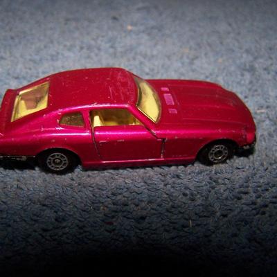 LOT 104 COLLECTABLE MATCHBOX VEHICLES--#s 67/73/?/63/19/44