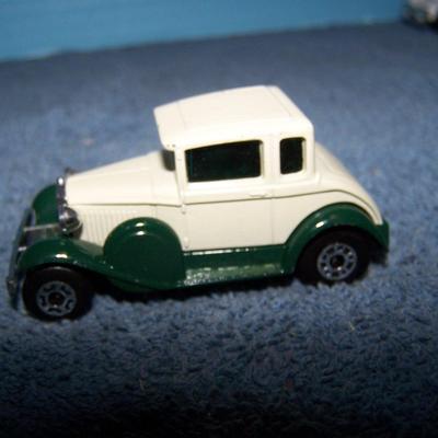 LOT 104 COLLECTABLE MATCHBOX VEHICLES--#s 67/73/?/63/19/44
