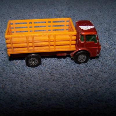 LOT 105 COLLECTABLE MATCHBOX VEHICLES--#s 9/36/11/68/53/71